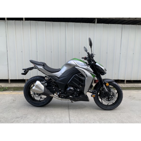 Motocicleta Viper R4-550cc