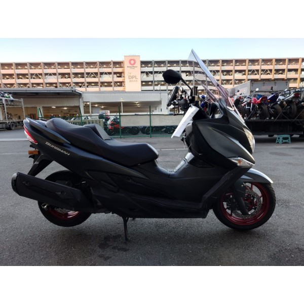 Скутер  Suzuki Burgman 400 ( с пробегом )