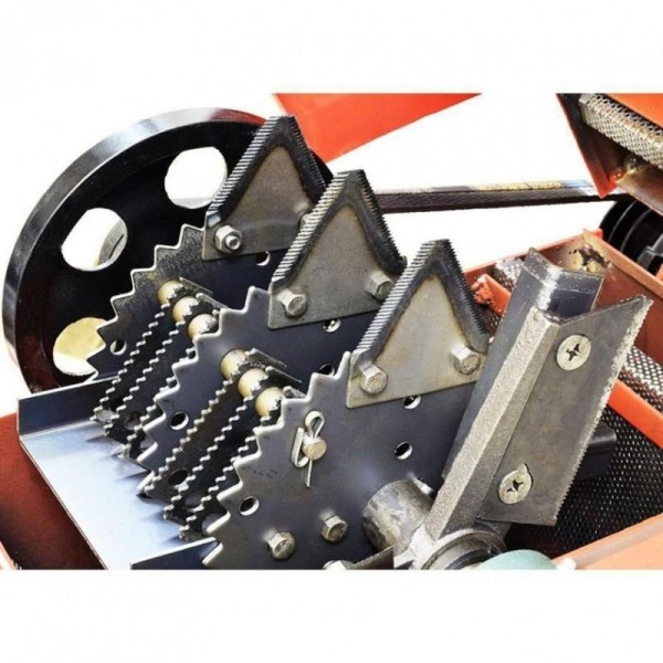 Tocător de furaje și cereale S 400-24