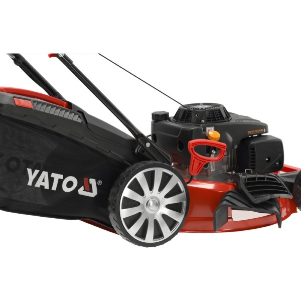 Mașina de tuns gazonul pe benzina Yato YT-85537