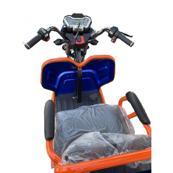Tricicletă electrica cu trei roti New One LL 01