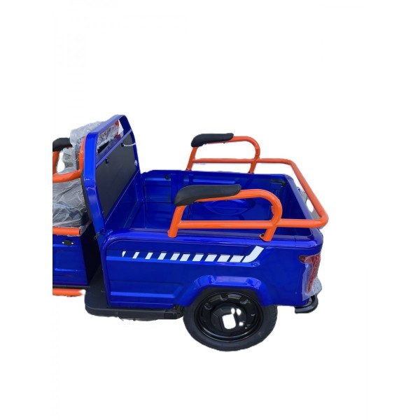 Tricicletă electrica cu trei roti New One LL 01