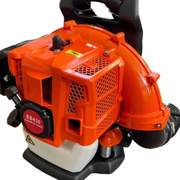 Suflanta de frunze pe benzina Togo TG-EB430