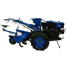 Motocultivator răcit cu apă Zubr 12 c.p.