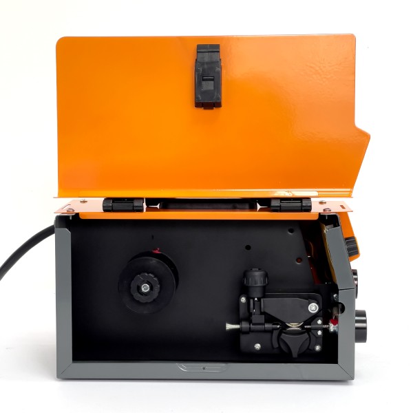 Aparat de sudura TechnoWorker Invertor FLUX/MMA 200 Aparat de sudura TechnoWorker Invertor FLUX/MMA 200