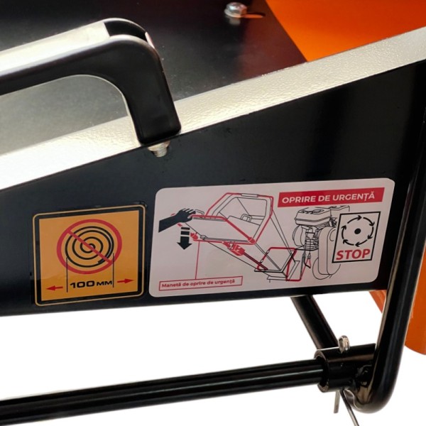 Tocator de crengi pe benzina Kronava RNA650