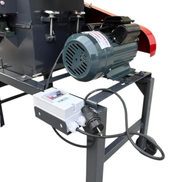 Tocator de furaje si cereale Demetra DM-400-30PRO, 220V, 4Kw