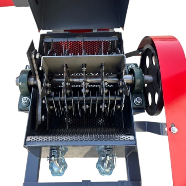 Tocator de furaje si cereale Demetra DM-400-30PRO, 380V, 4Kw