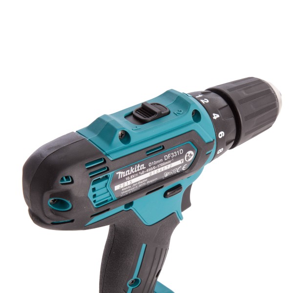 Аккумуляторный шуруповерт Makita DF331DSYE